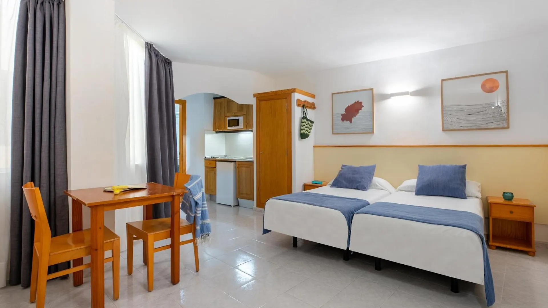 Apartamentos Vibra Tropical Garden Figueretas Apartment