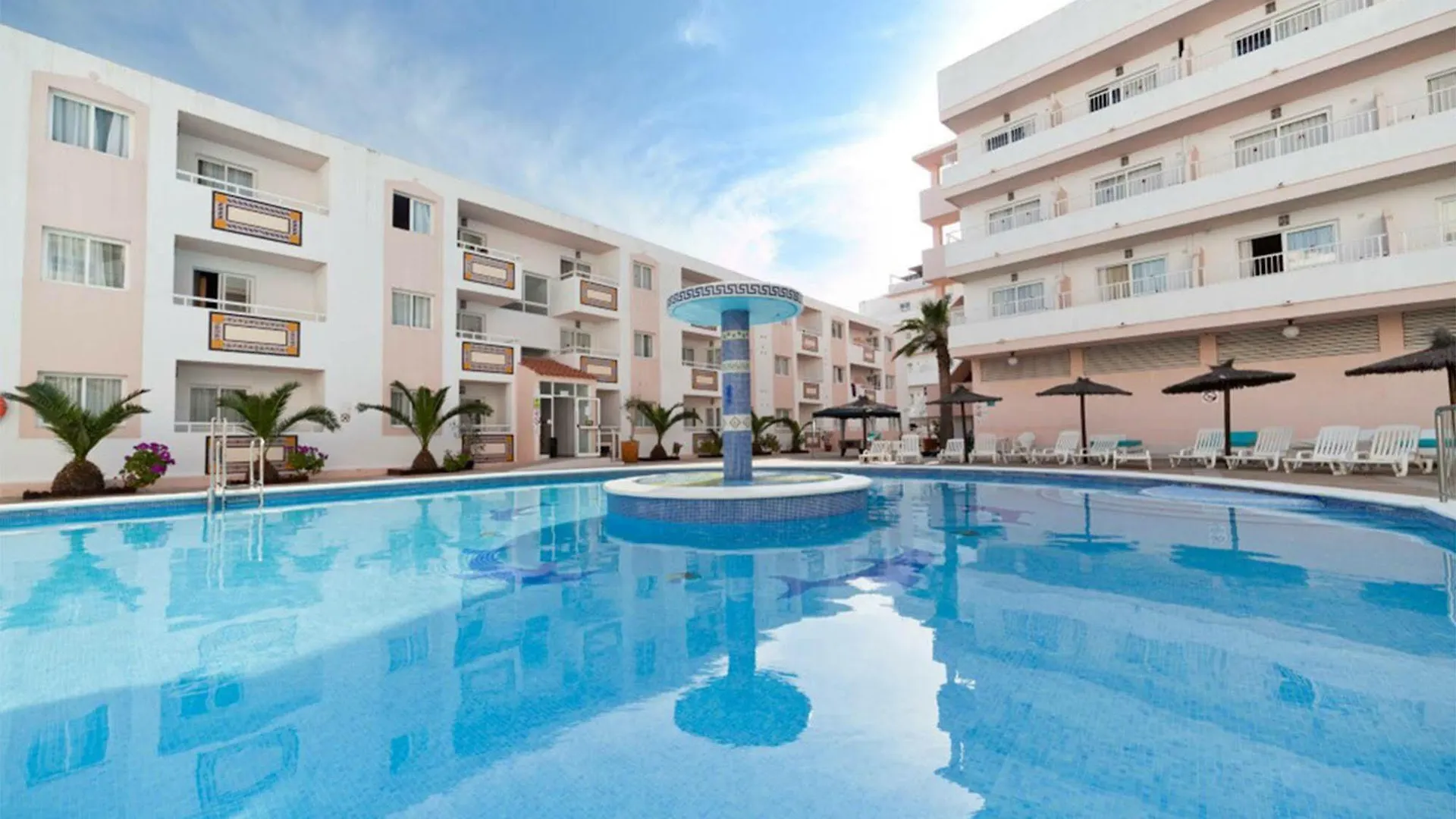 Apartamentos Vibra Tropical Garden Figueretas Apartment